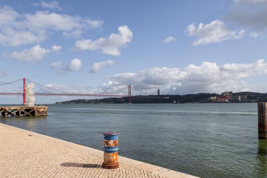 Brücke Ponte 25 de Abril, mit Blick auf Cristo Rei